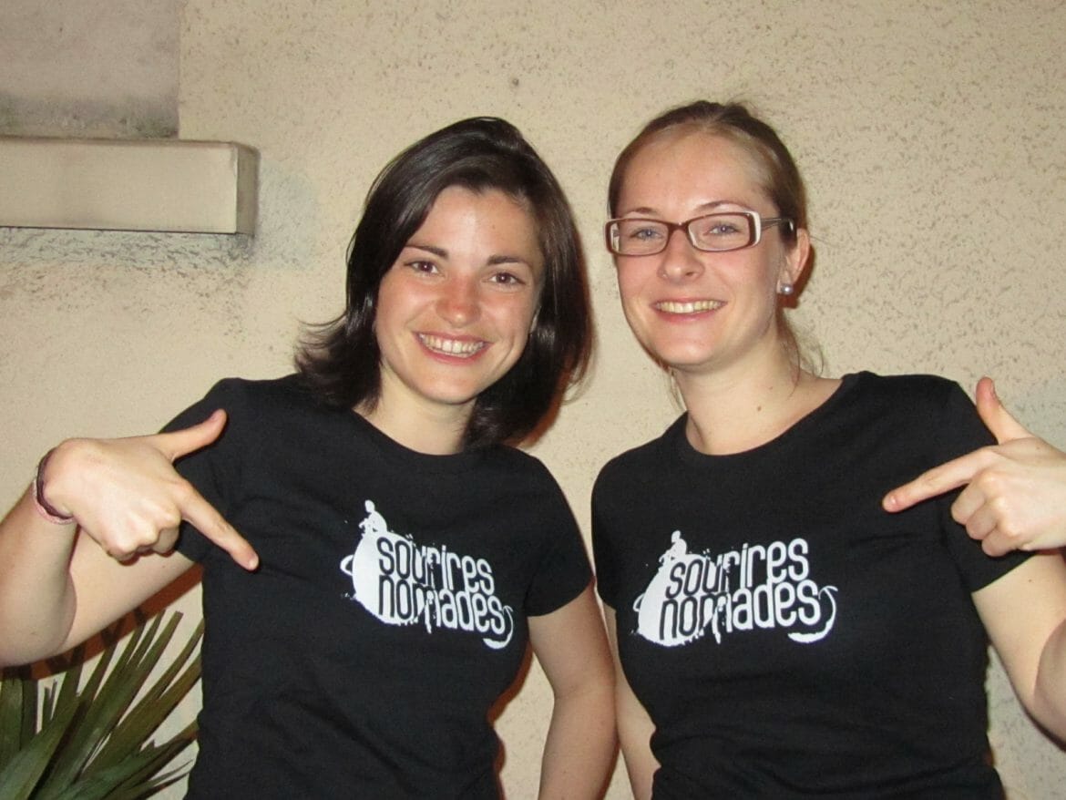 Emilie et Carole, premières ambassadrices de Sourires Nomades Emilie et Carole, premières ambassadrices de Sourires Nomades
